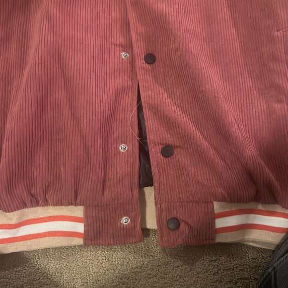 red and tan bomber jacket with patches - Picture 4 of 5